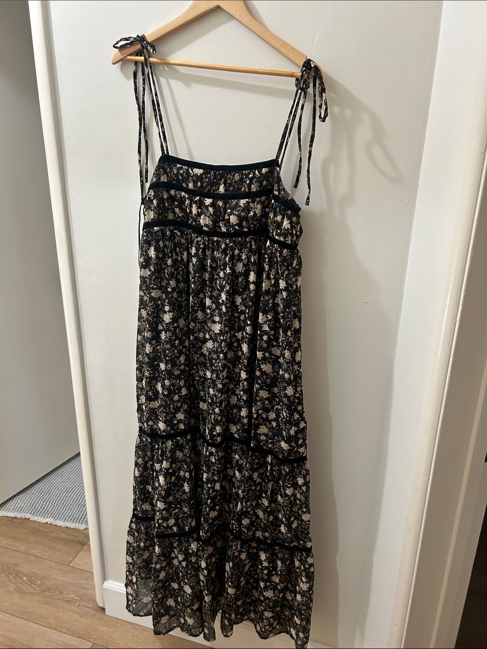 Promesa Black Maxi Dress with Cream Floral Print